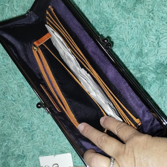 HOBO Glam Mavis Leather Snakeskin Print Clutch - Picture 6 of 10